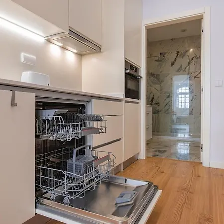 Апартаменты Monteverde I By Innkeeper Лиссабон